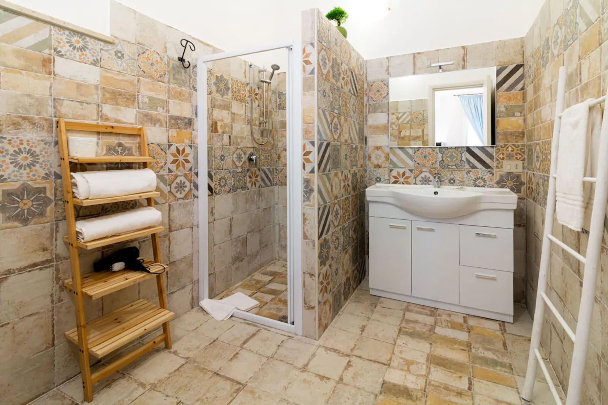 Kunesias Bed & Breakfast 3*