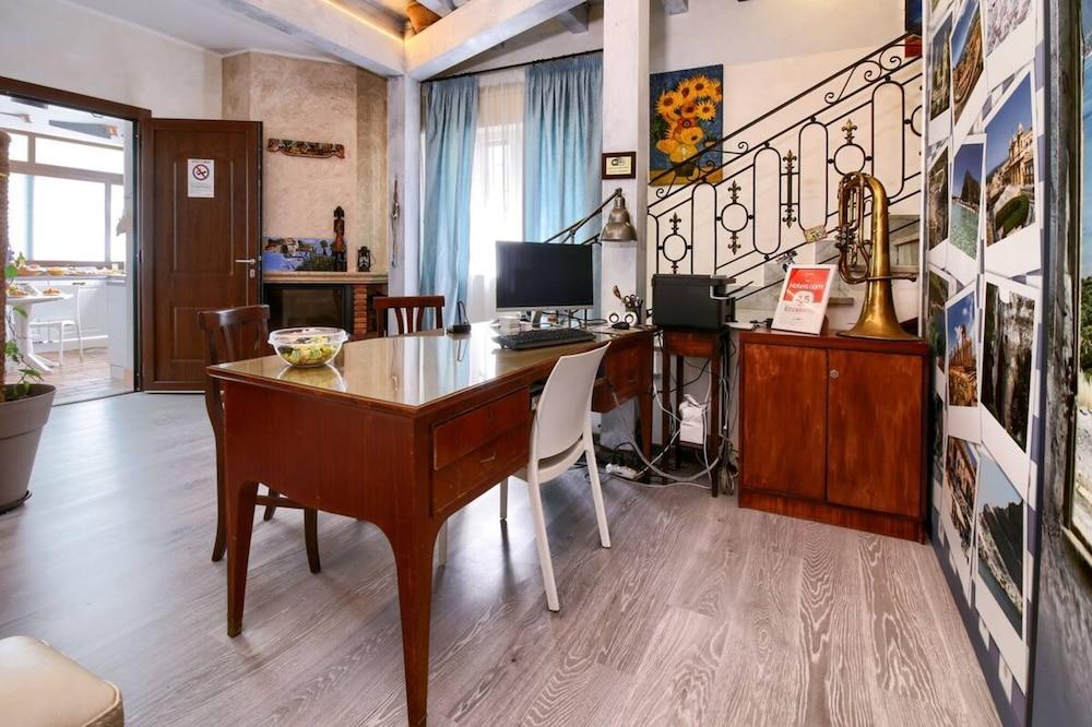 Kunesias Bed & Breakfast
