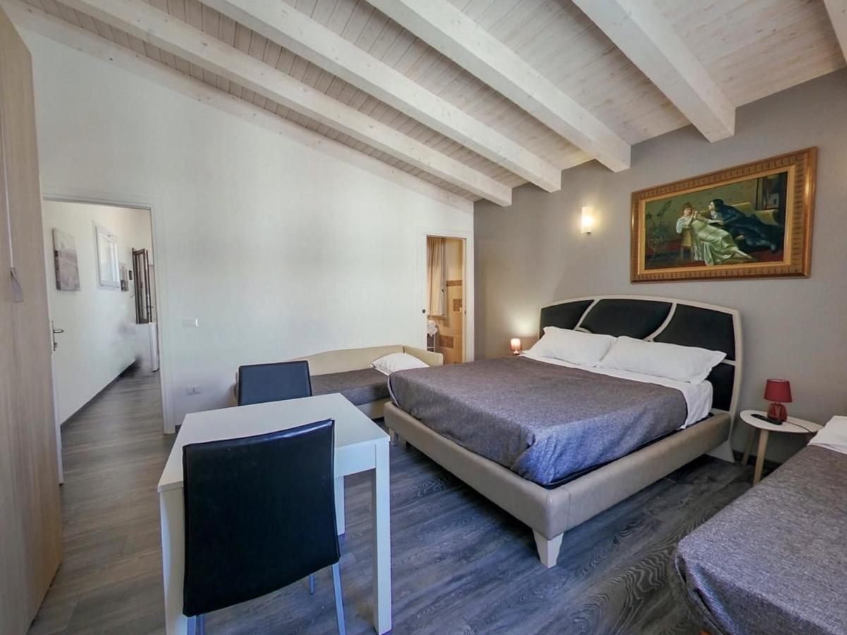 Kunesias Bed & Breakfast 3*