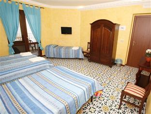 Kunesias Bed & Breakfast 3*