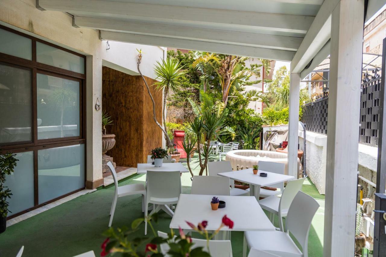 Kunesias Bed & Breakfast