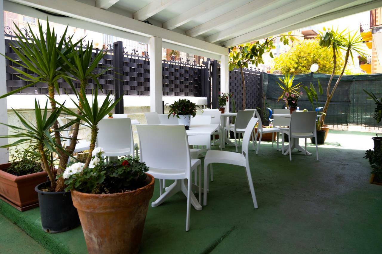 Kunesias Bed & Breakfast